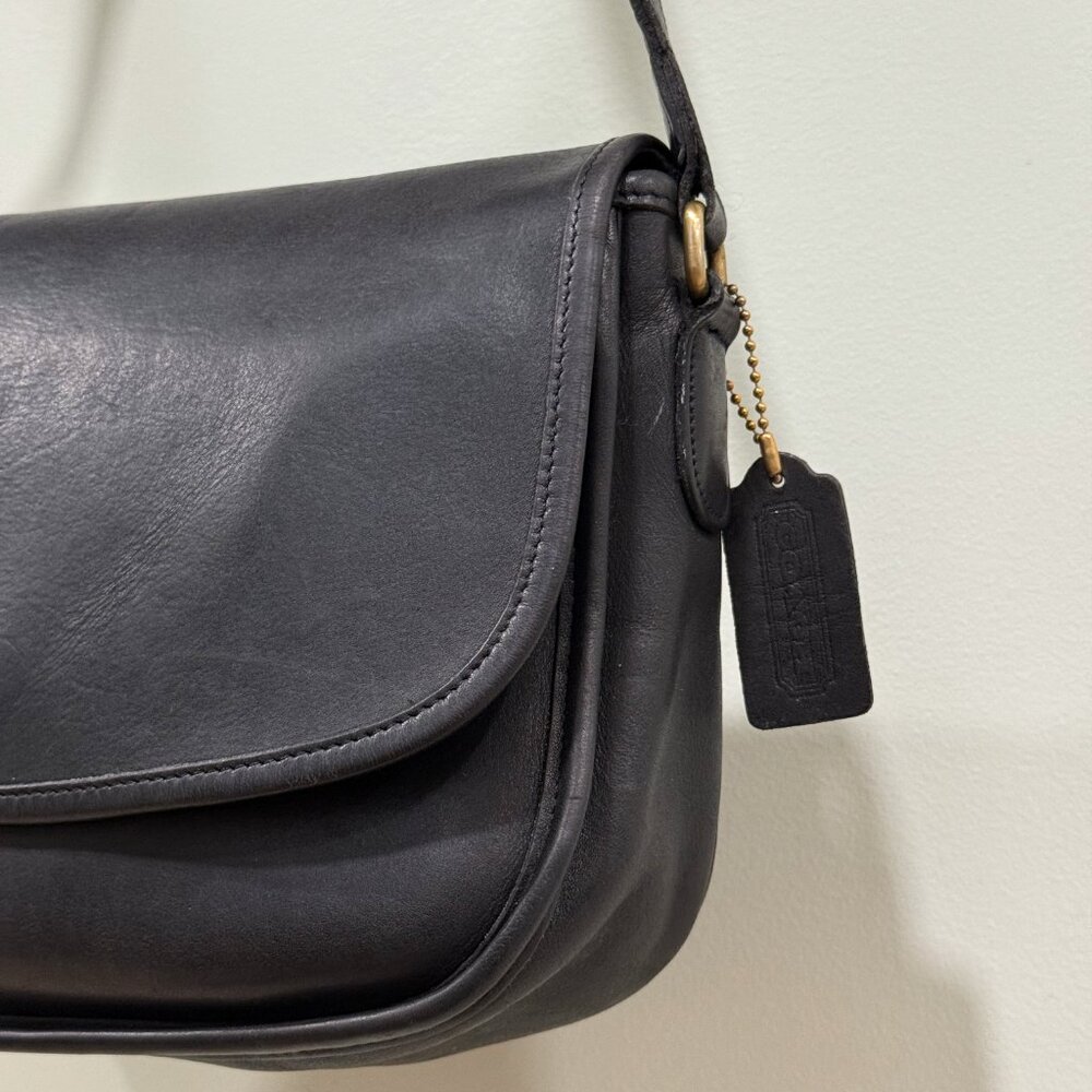 Coach Classic Vintage Y2K City Bag Black Leather Crossbody Handbag 9790 EUC - Picture 9 of 12